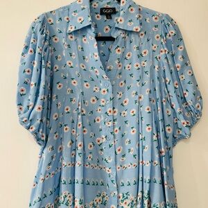 GiGio Sky Blue Daisy Print Blouse